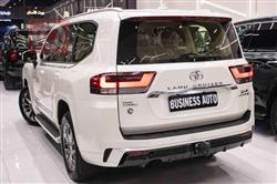 تۆیۆتا لاند کروزەر